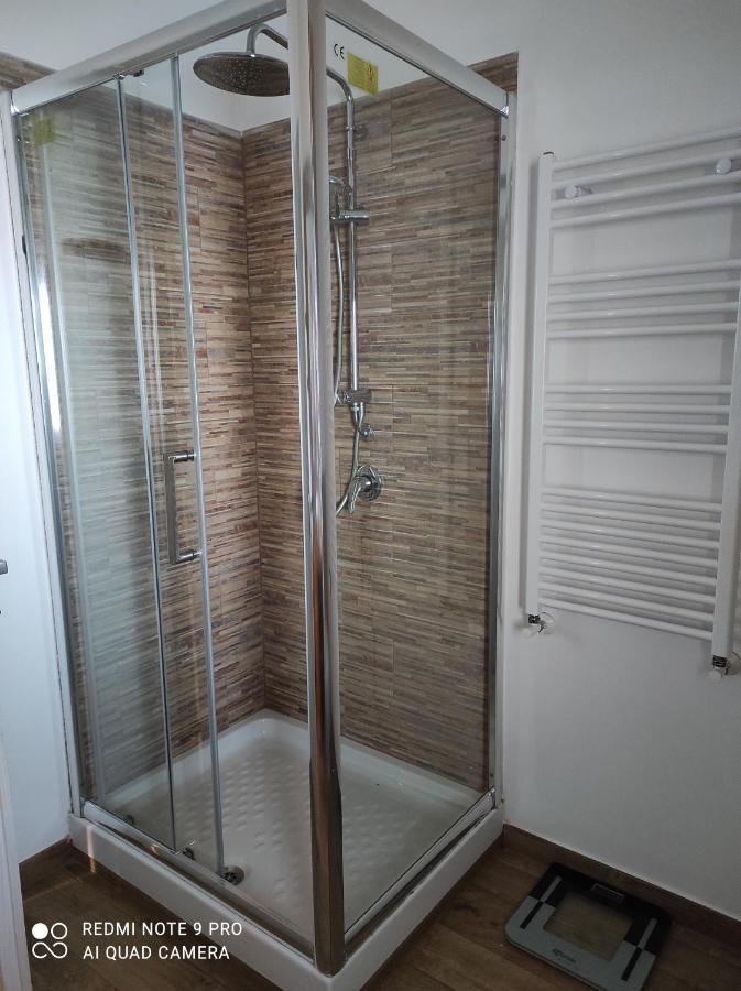 La Casa Di Giulio - Holiday Home อิโซลา เดลเล เฟมมิเน ภายนอก รูปภาพ